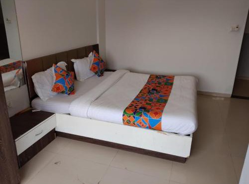 Hotel Pratiksha in Ahmedabad