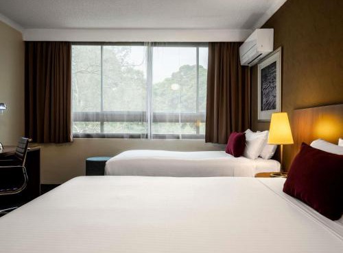 Mercure Sydney St Leonards in Sydney