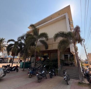 SLV Royal inn