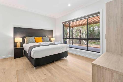 Riversands Rest Accommodation Scenic Riverfront Cottages, Paringa in Renmark