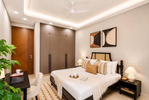 The GK Prime by The Blue Kite, Fully Serviced Luxury Apartments near GK M Block Market & Cafés