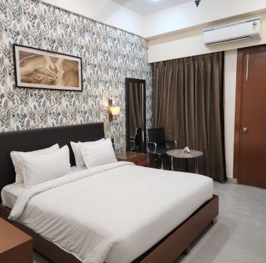 Hotel Anandam Residency Hotel Near Gaur City Noida Extention