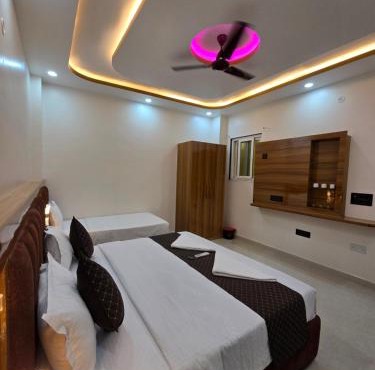 Hotel Hans Palace in Ayodhya