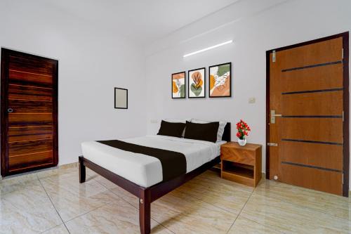 Hotel O Nettoor Junction Kochi Formerly Radhika Residency