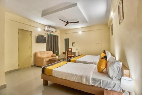 Itsy Hotels Emirates Suites - Near RMZ EcoWorld, Bellandur