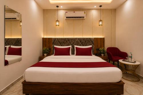 Hotel The RG Grand Inn Near Chandigarh Railway Station in Chandīgarh