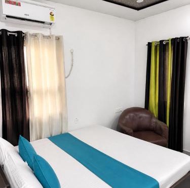 Hotel Radha Rani Bhawan