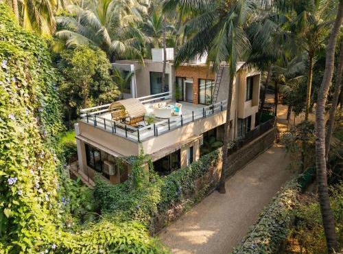 amã Stays & Trails - Villa Beach Haven, Alibaug