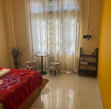 Avyanna Homestays - Near Kamakhya Temple & Apollo Excel Care