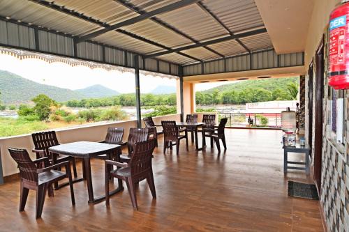 Malar Resort