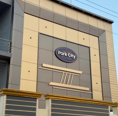 PARK CITY HOTEL & Resort