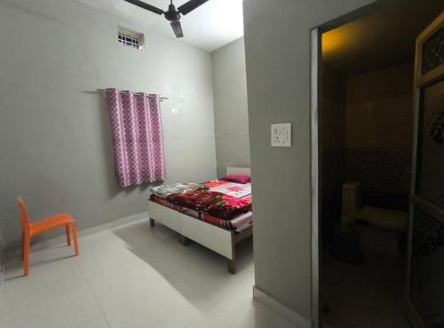 Vivek Hotel