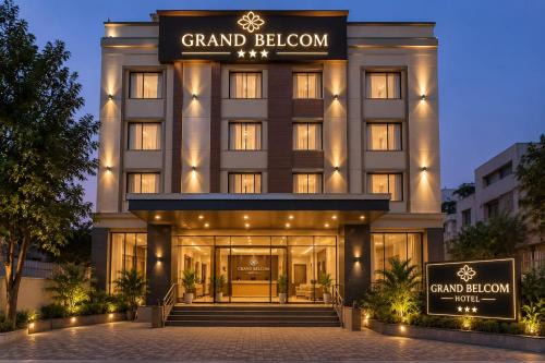 Hotel The Pacific Suites Inns Near New Delhi IGI Airport