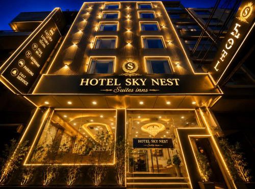 Hotel Sky Nest Suites inns Near IGI Airport Delhi