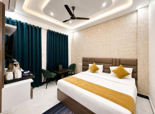 Hotel Royal Awadh Near Shree Ram Mandir Ayodhya