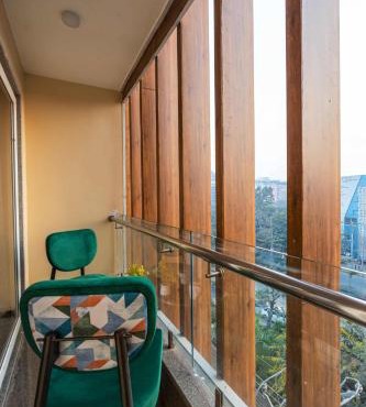 Saltstayz Select- Medicity Near Medanta Hospital