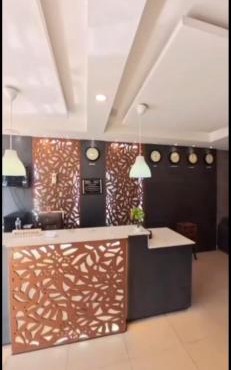 HOTEL MEREDIAN GRAND INn