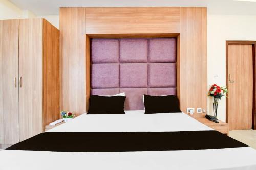 Hotel O Drishti Grand