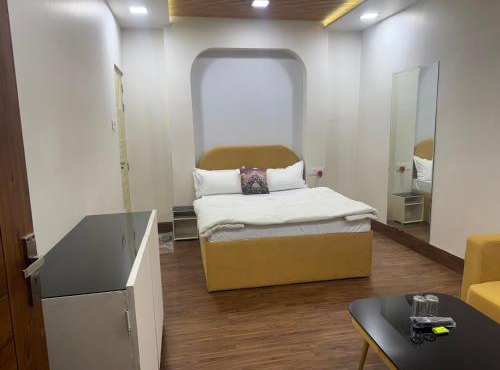 Hotel American in Sahāranpur