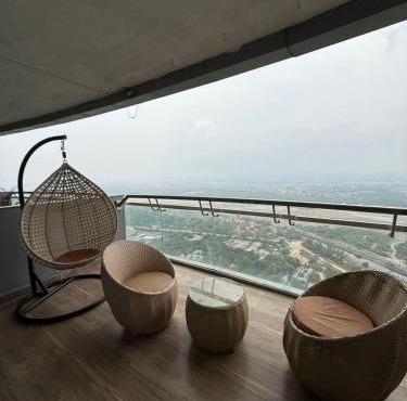 Spira staycation