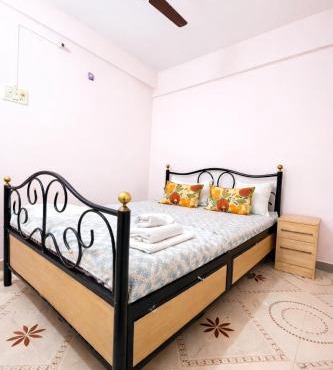 Peaceful Family Bungalow Near Mahalakshmi Temple in Kolhapur