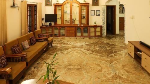 Spacious 3-Bedroom Private Villa in Mangalore - Ideal Getaway for Family and Friends