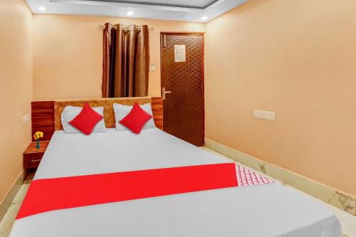 Hotel O by OYO PVR