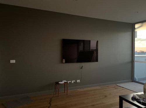stunning three bedroom penthouse 10 min to the airport city view in Melbourne