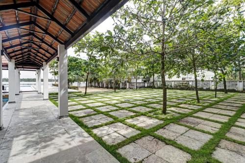Palette Sealine Beach Resort by CheckIn Cherai, Kochi