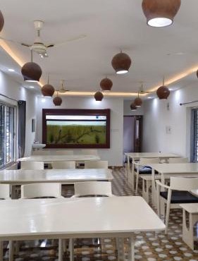 CHAYAA BITHII Resort & Restaurant