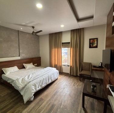 Hotel Singh Empire in Sāgar