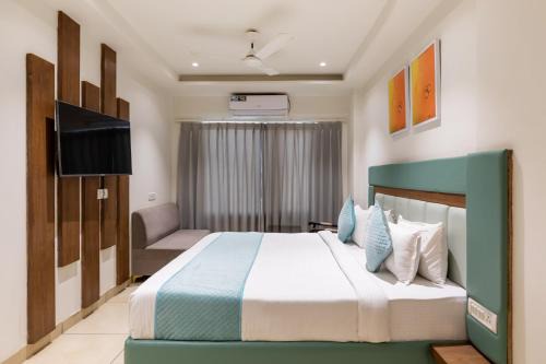 FabHotel Prime The Oasis