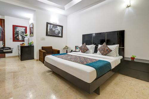 Floryn Stayz-Huda City Centre