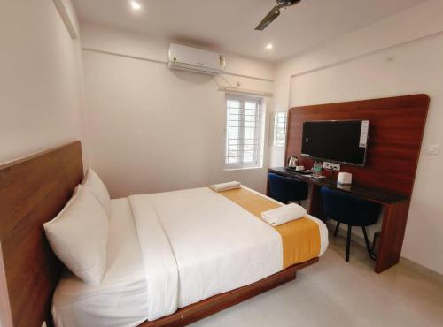 Keerthis Elite near Kempegowda international airport hotel