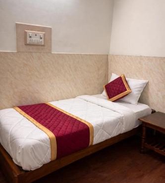 Mayura Residency