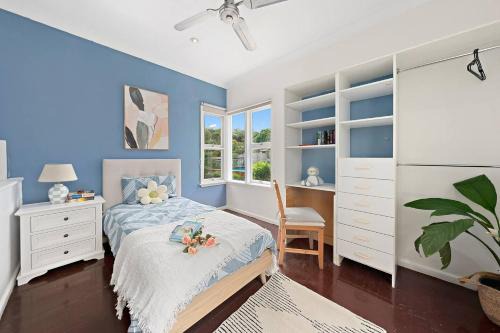 Elegant 4BR Sanctuary with Private Pool in Warrawee