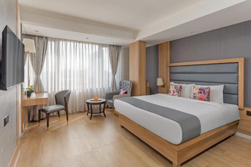 Hill Berry - A SoVo Hotel