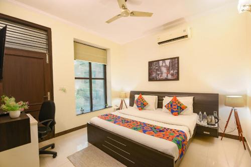 FabHotel Golf Luxury- 10 Min From Sector 42-43 Rapid Metro Station in Gurgaon