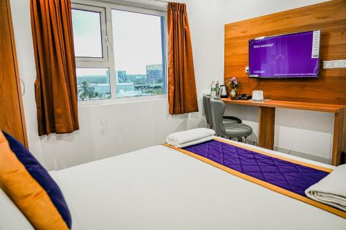 Keerthis Grand Hotel near Kempegowda International Airport