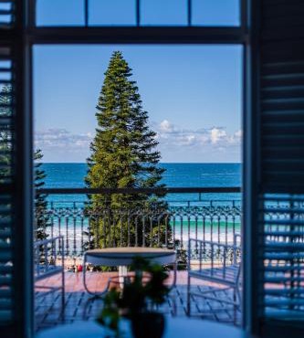 Coogee Bay Hotel in Sydney
