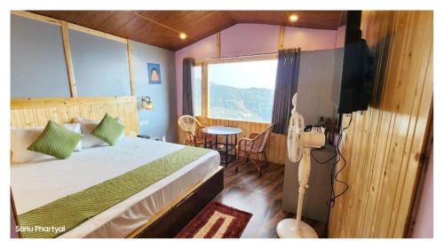 Hotel Hima-Aksh cottages In Sigri