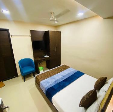 Greens Suite - Business Class Hotel - Opposite Ripon Building