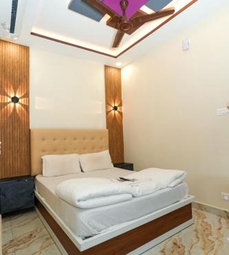 Shwetha Lodge