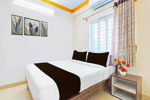 Townhouse Niladri Road