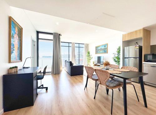 Beautiful Cambodian Inspired Apartment with Pool & Gym in Adelaide