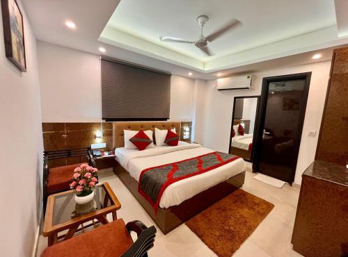 Hotel The Gold Inn - Walking Distance From Gaffar Market Karol Bagh Delhi
