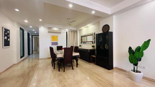 BluO 3BHK- M Block GK- Balcony, Lift