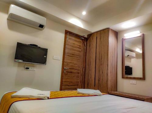 RR Mount Elite Suites