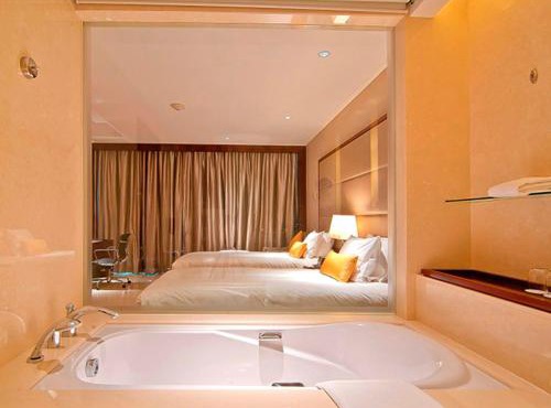 Crowne Plaza Kochi by IHG