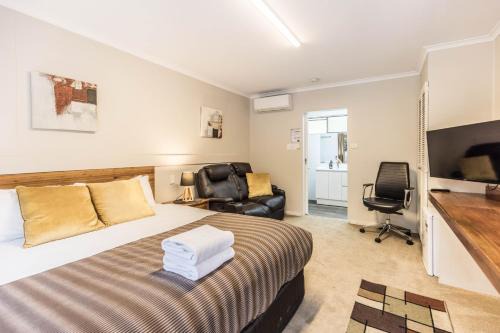 Black Forest Motel in Macedon